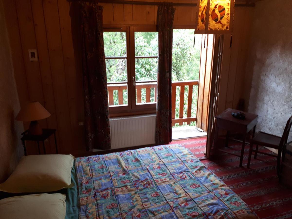 Bed and Breakfast Crouzet Экстерьер фото